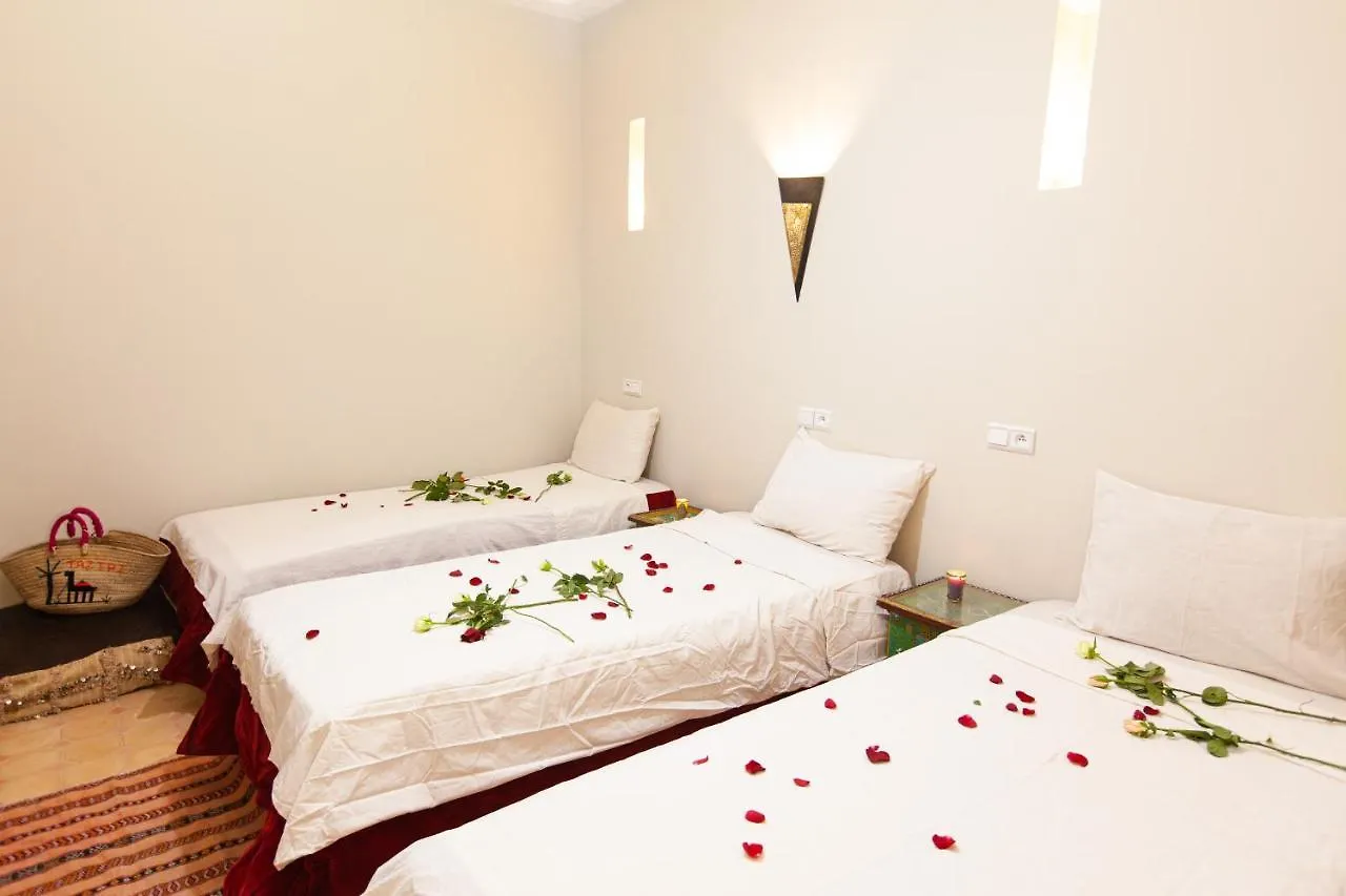 Riad Taziri Marrakesh 2*,