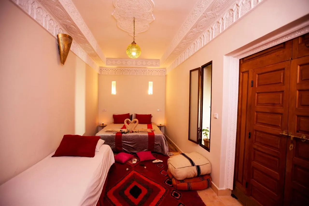 Riad Taziri Marrakesh 2*,